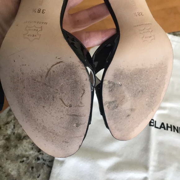 Manolo Blahnik black patent leather heels (38.5) - Picture 6 of 8